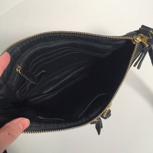 Fossil Double Zip Front Black Leather Crossbody - Picture 4 of 6